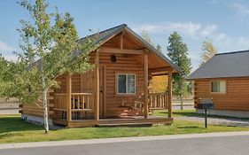 Yellowstone Grizzly Rv Park And Cabins